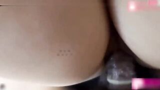 巨乳淫妻寂寞勾引
