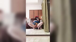 用小松鼠自慰极品美鲍倒模飞机杯