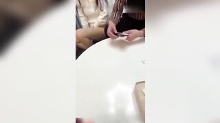 绿帽大神最新真实记录圣诞前夜换妻聚会淫乱的脱衣游戏让两女穿上丝袜共侍一夫