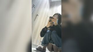 极品蹲厕定点正面拍摄