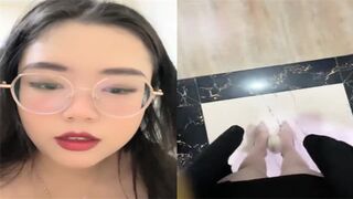 温婉清秀外围女神