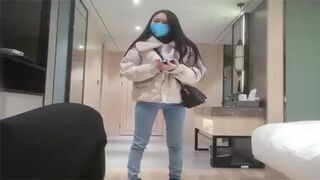 约了个苗条妹子TP啪啪