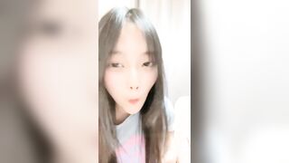 邻家少女下海直播活泼可爱颜值很高身材好非常可爱的小萝莉
