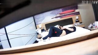 酒店监控性爱懵懂小学妹