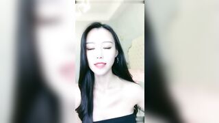 魔鬼身材的诱惑高端气质顶尖身材极致诱惑
