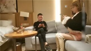 约了一位风骚的小美女