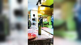 女主持人现场全程塞跳蛋主持婚礼紧张又刺激内裤湿透沾满了粘液