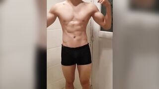 正装帅哥私下淫荡撸射