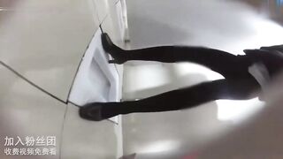 武汉机场空姐厕拍美逼喷射好多水