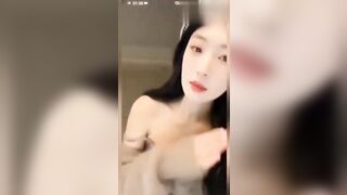 甄选网红意外走光看似稳得一批实际内心慌得一批